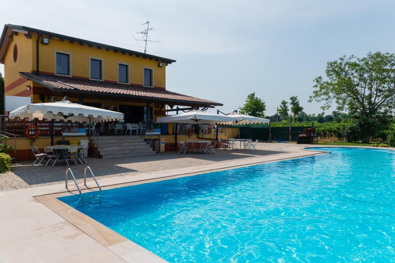 Agriturismo Dei Grippi Sona Exterior foto