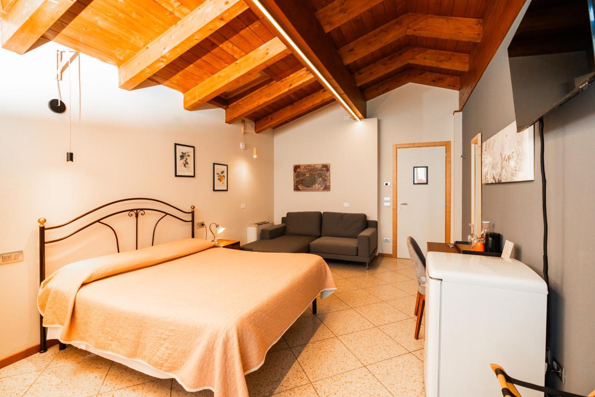Agriturismo Dei Grippi Sona Exterior foto