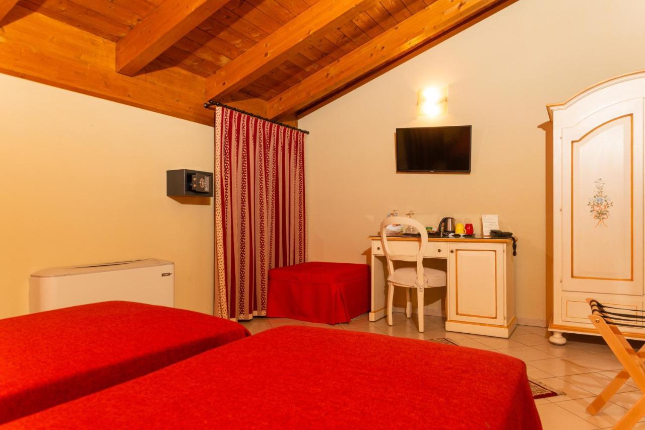 Agriturismo Dei Grippi Sona Exterior foto