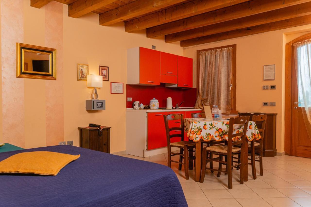 Agriturismo Dei Grippi Sona Exterior foto
